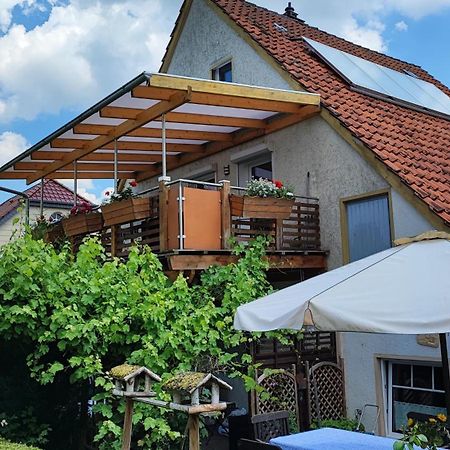 Farbenfrohe Ferienwohnung เดทโมลด์ ภายนอก รูปภาพ
