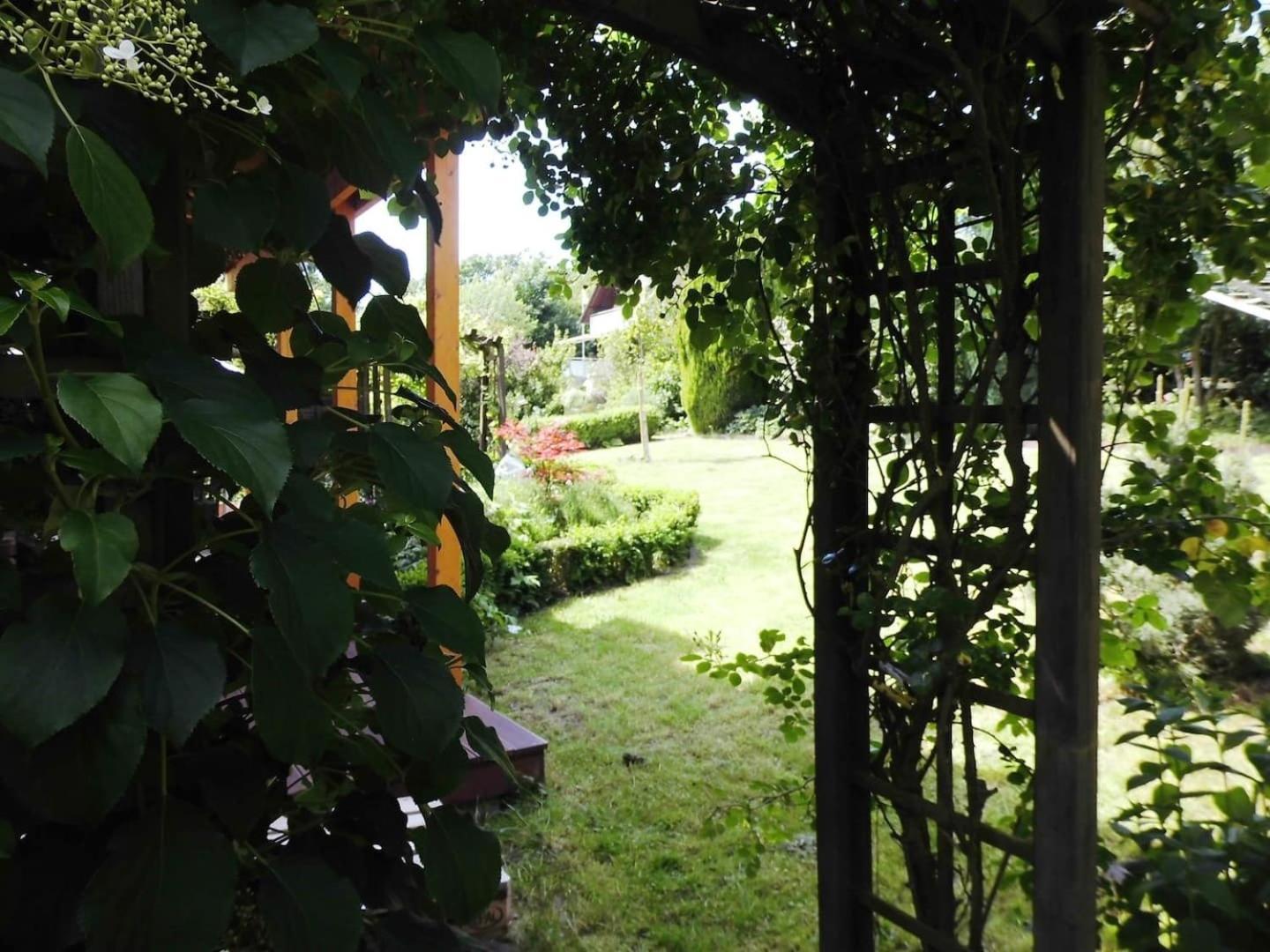 Farbenfrohe Ferienwohnung เดทโมลด์ ภายนอก รูปภาพ