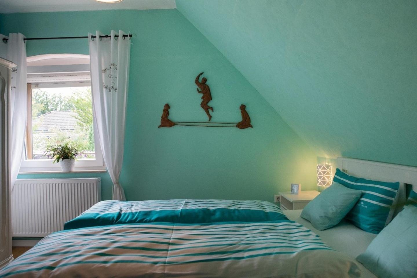 Farbenfrohe Ferienwohnung เดทโมลด์ ภายนอก รูปภาพ