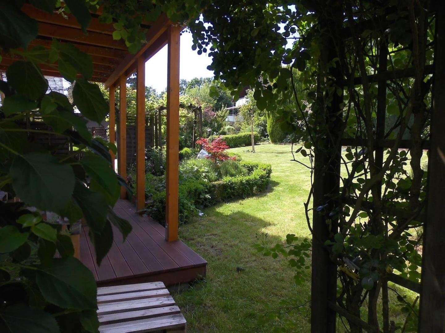 Farbenfrohe Ferienwohnung เดทโมลด์ ภายนอก รูปภาพ